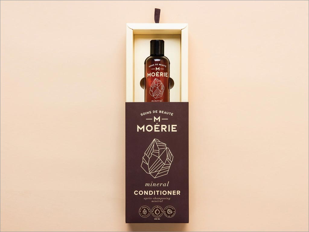 立陶宛Moerie洗發(fā)水和護發(fā)素產(chǎn)品包裝設計之開盒展示